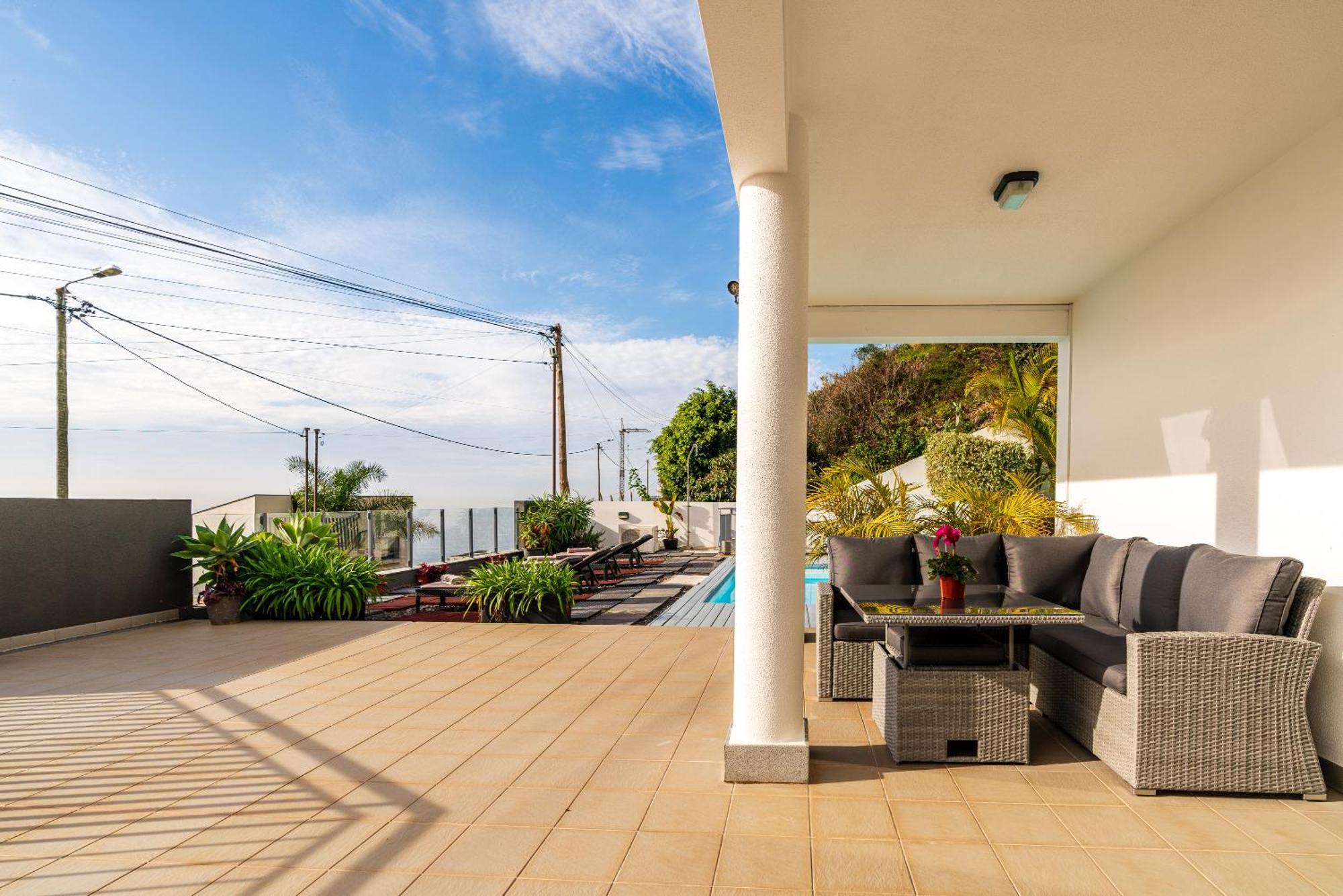 Villa Nunes, Big Holiday House With Private Pool Calheta  Buitenkant foto