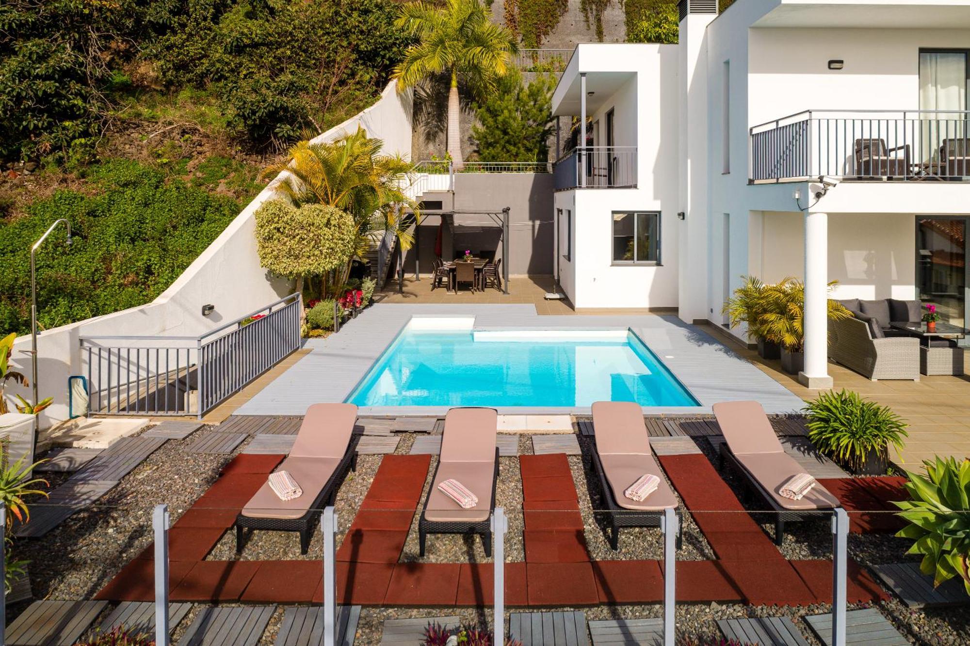 Villa Nunes, Big Holiday House With Private Pool Calheta  Buitenkant foto